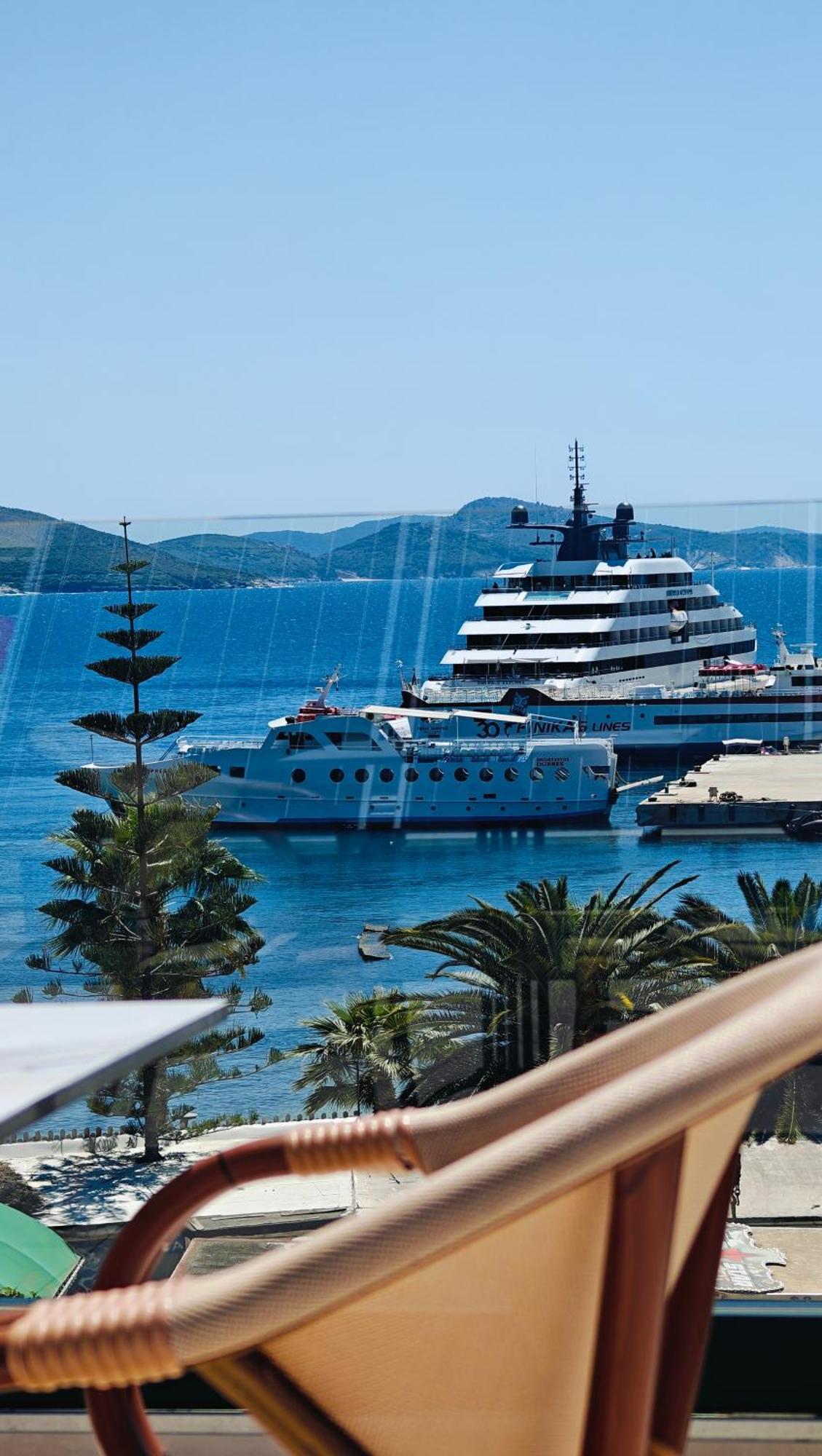 Villa Margarit Boutique Hotel Sarandë エクステリア 写真